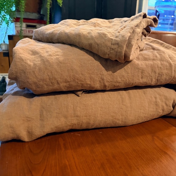 Pottery Barn Belgian Flax Linen Classic Sheet Set - King - Picture 1 of 5